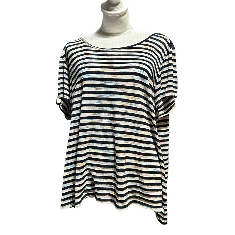 Avenue women's size 18/20 striped blouse with lace on back
